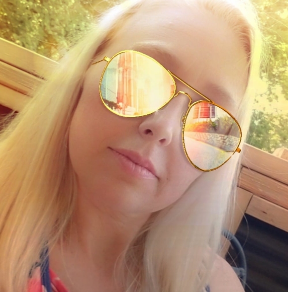 Meet your Posher, Cassady - Picture 1 of 1